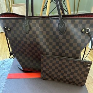 COPY - Authentic LV Damier Neverfull GM. Fairly good condition
